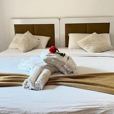 Appartement De Luxe Avec Jardin Vue Sur La Piscine Golf Securise 24H Sur 24 A 5 Minutes De L Aeroport Marrakesh Bagian luar foto