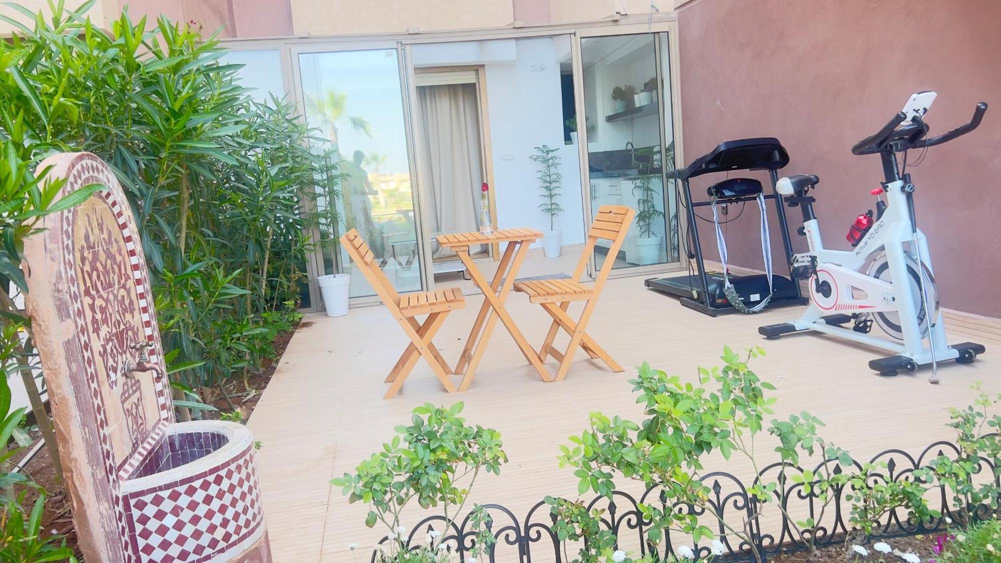 Appartement De Luxe Avec Jardin Vue Sur La Piscine Golf Securise 24H Sur 24 A 5 Minutes De L Aeroport Marrakesh Bagian luar foto