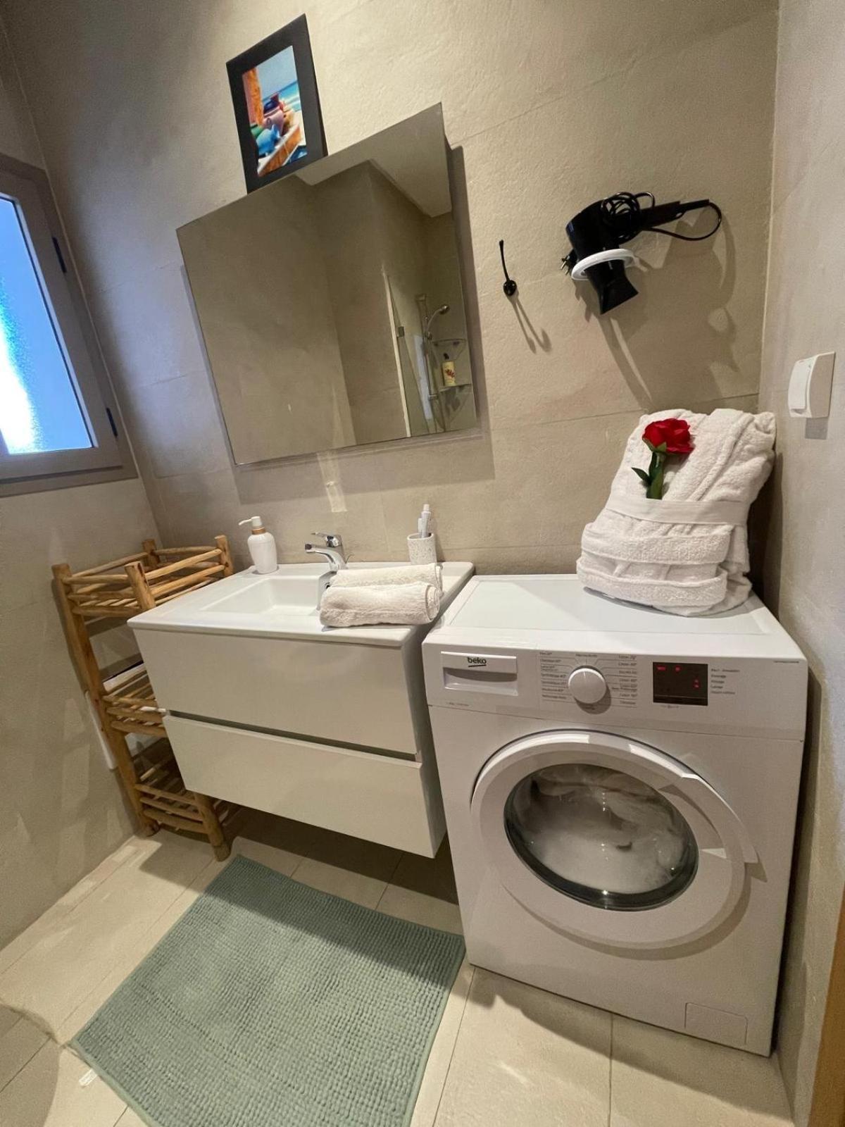 Appartement De Luxe Avec Jardin Vue Sur La Piscine Golf Securise 24H Sur 24 A 5 Minutes De L Aeroport Marrakesh Bagian luar foto